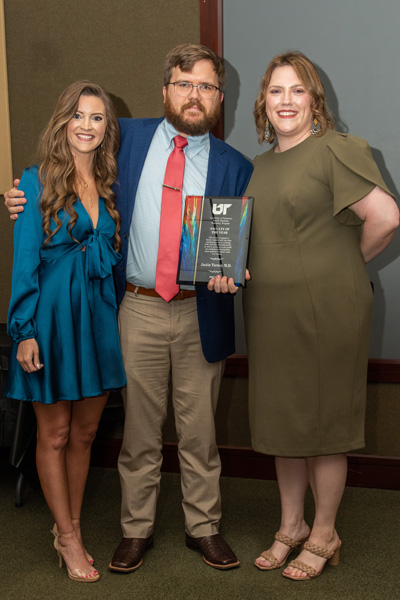 Three residents with award