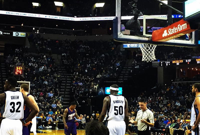 Grizzlies basketball players during a game